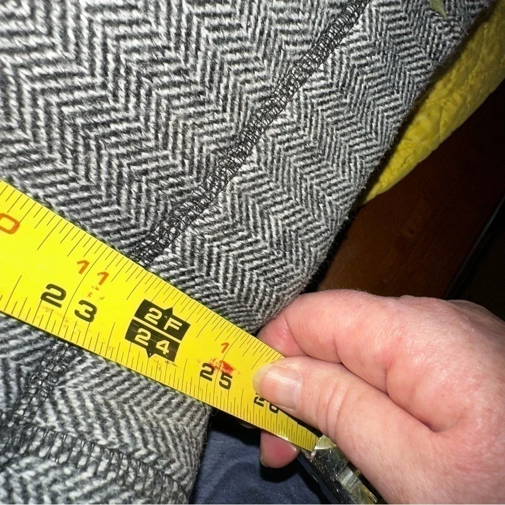 Marc NY. zip up xl herringbone jacket. Blk&white . Great‎ coat for travel! EUC - Picture 7 of 9